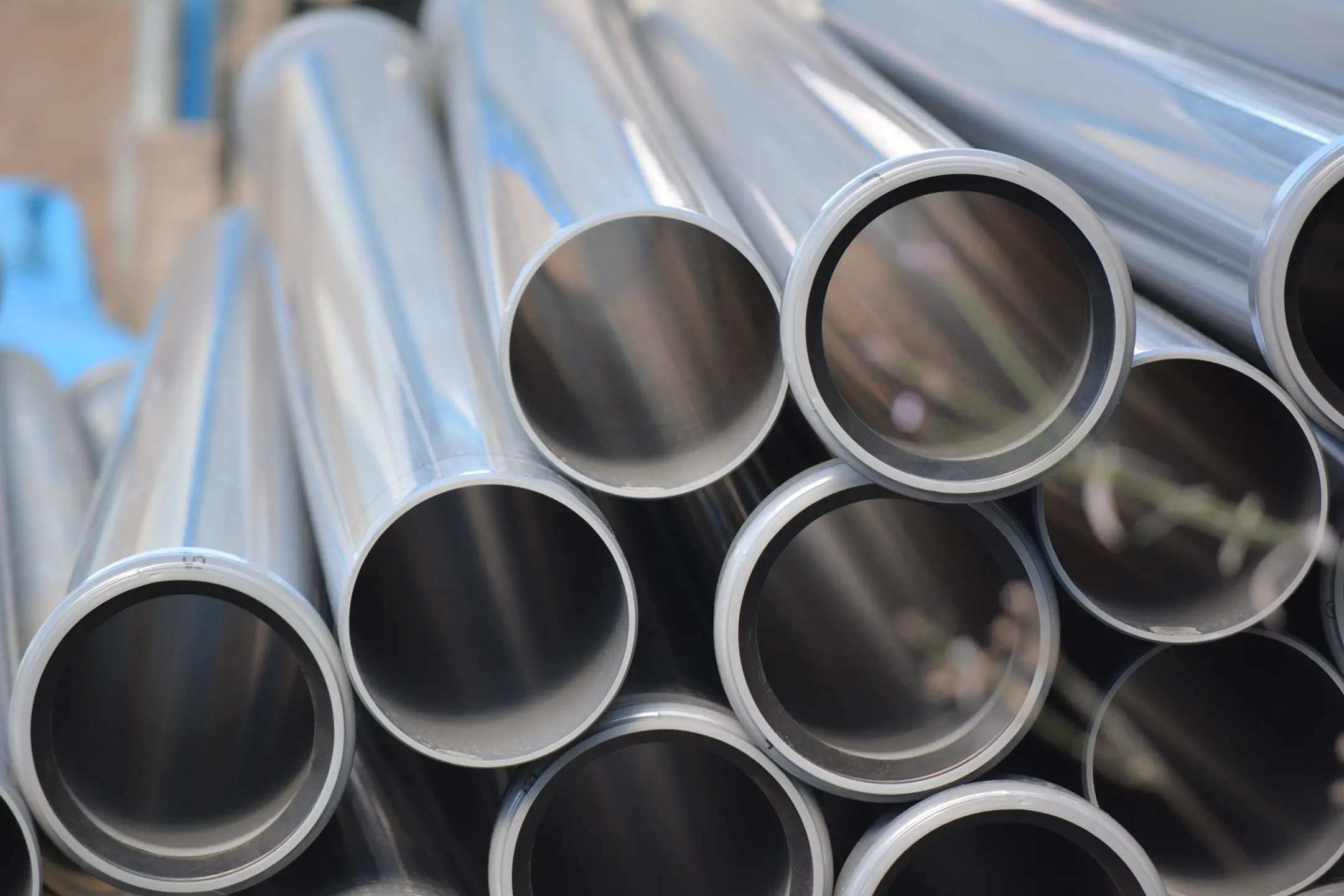 Tubes en acier inoxydable utilisés dans les réseaux industriels et les installations de process